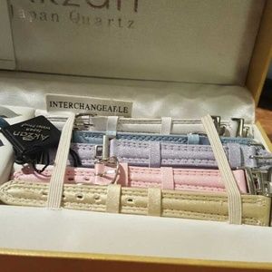 Akzan Watch With Interchangeable Face and Bands